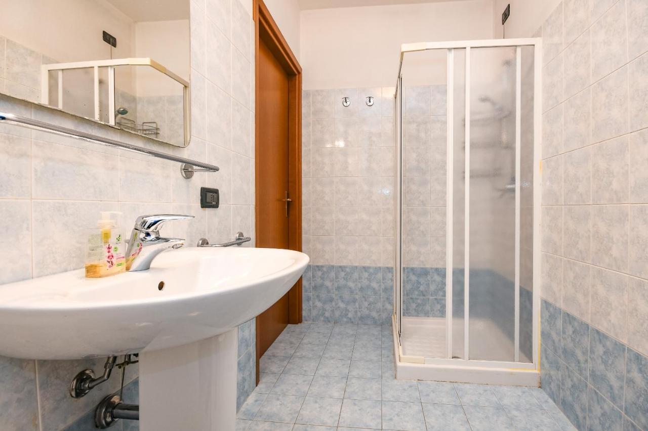 Desenzanoloft Yellow Apartment Desenzano del Garda Luaran gambar